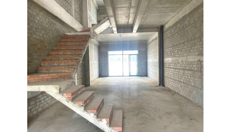 Căn góc 2 mặt tiền ngay trục đường A4, mẫu nhà mới đẹp, sầm uất, ký HĐ với CĐT HUD